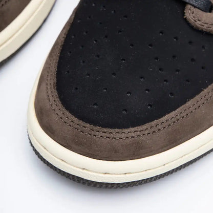 Nike Travis Scott x Air Jordan 1 Low Dark Mocha
